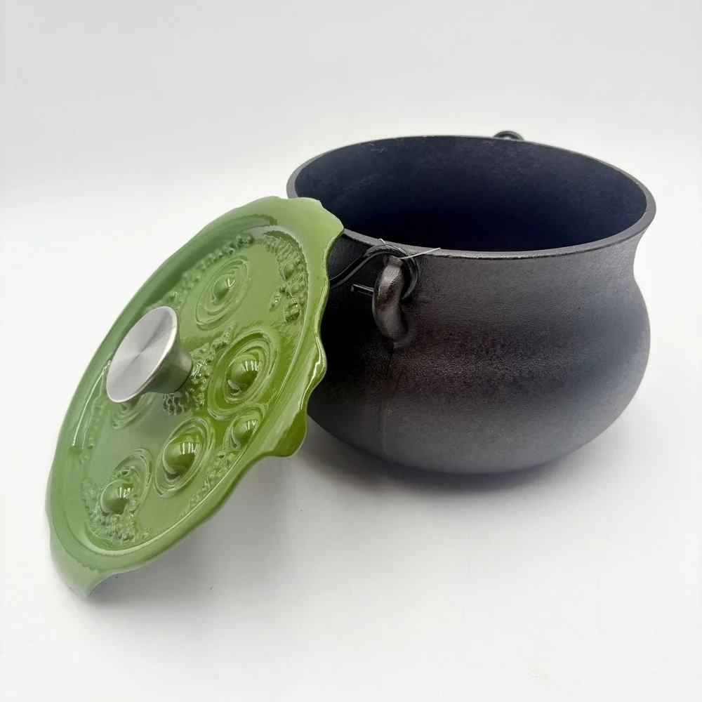 Smith & Clark 4QT Cast Iron Cauldron Witches Brew Bubbling Lid Green Halloween